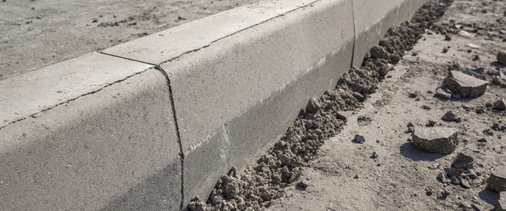 Concrete-Curbs.jpg